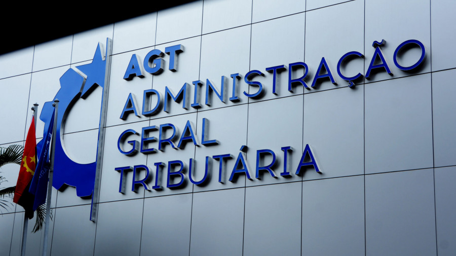AGT suspende NIF de contabilistas e despachantes com dívidas fiscais a partir de 1 de Julho