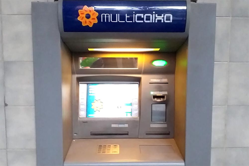 EMIS: Transferências compensadas ultrapassam 1,9 mil milhões Kz em Fevereiro, mas valor movimentado recua 3,3%