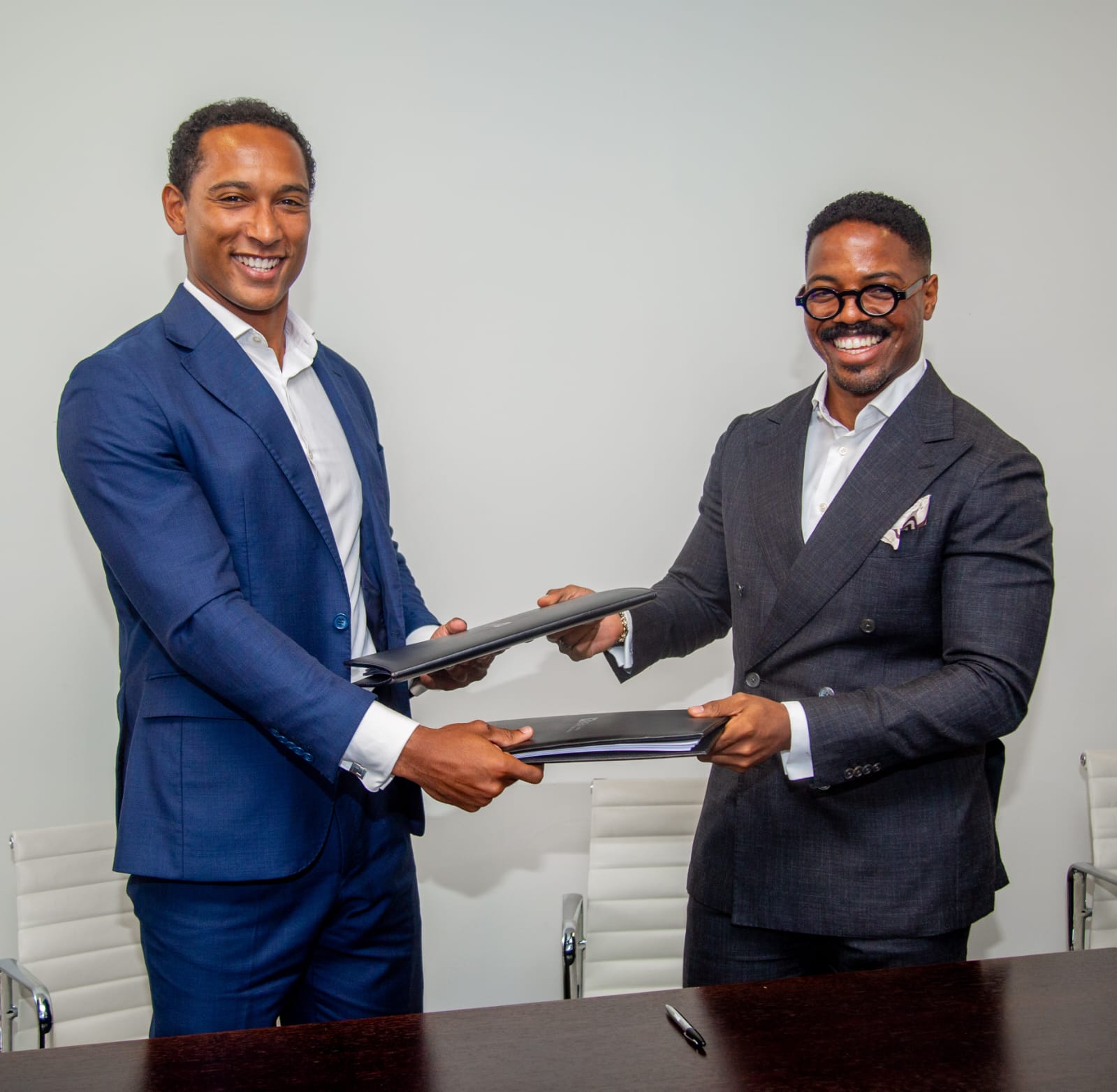 BFA GA investe 1,2 milhões USD na ANDA para acelerar expansão e electrificação da frota