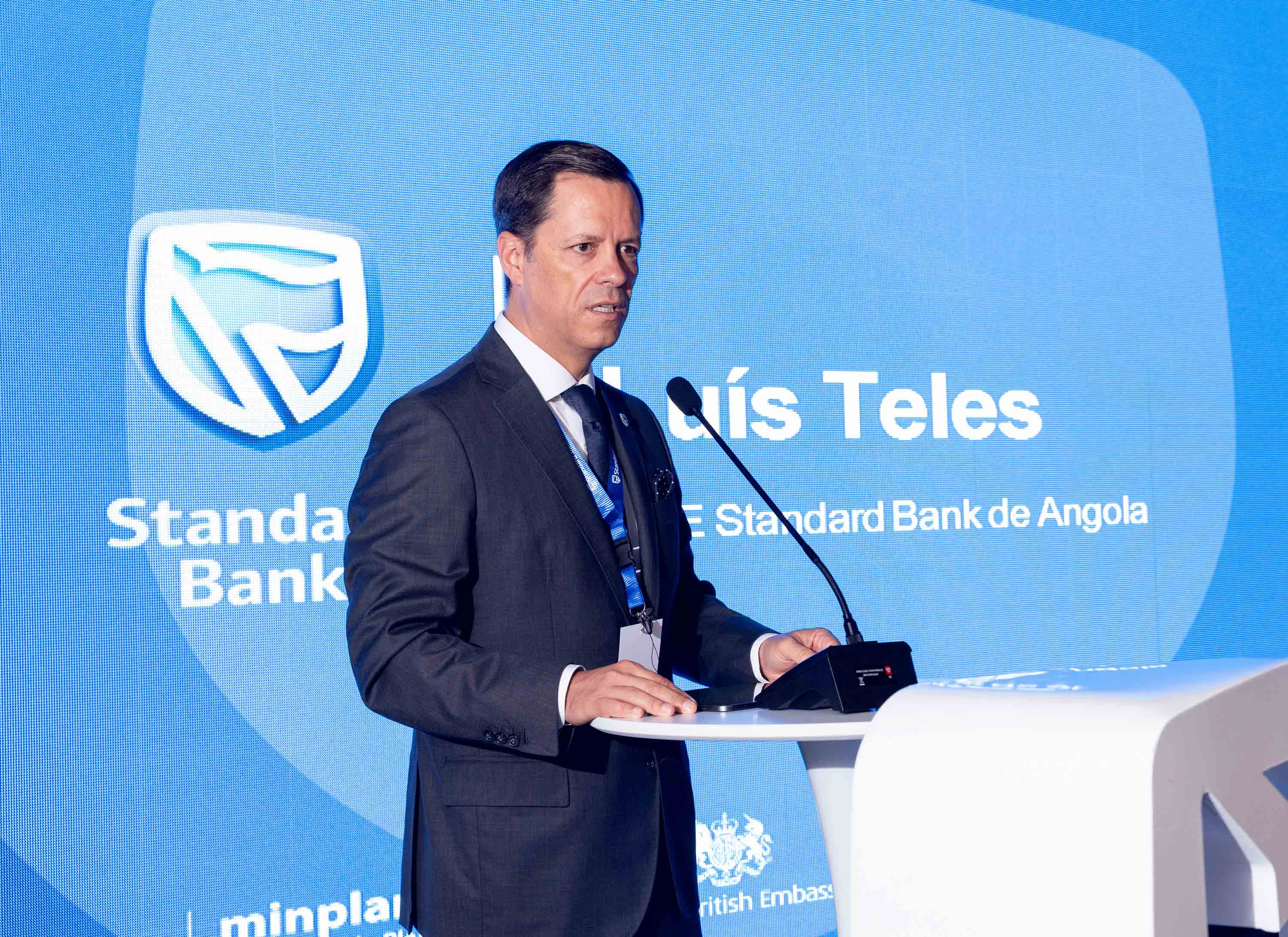 Activos do sistema bancário angolano ascendem para 28 mil milhões de dólares