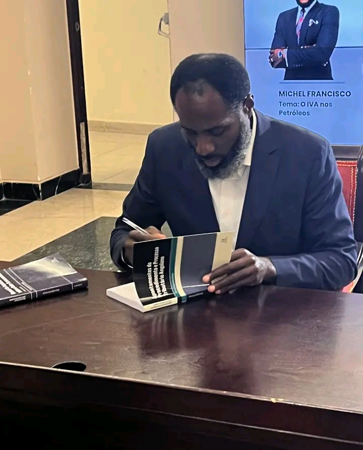 Wilson Donge lança livro sobre o IVA e destaca desafios na sua aplicação em Angola