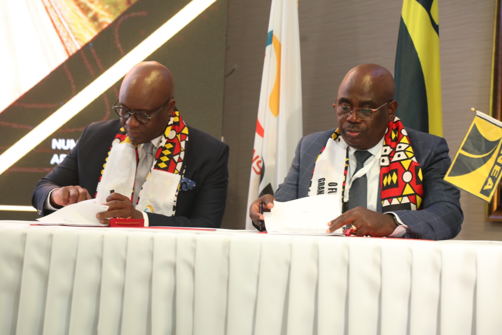 Angola investe 21 milhões de dólares em estudos para a futura autoestrada Oeste-Leste