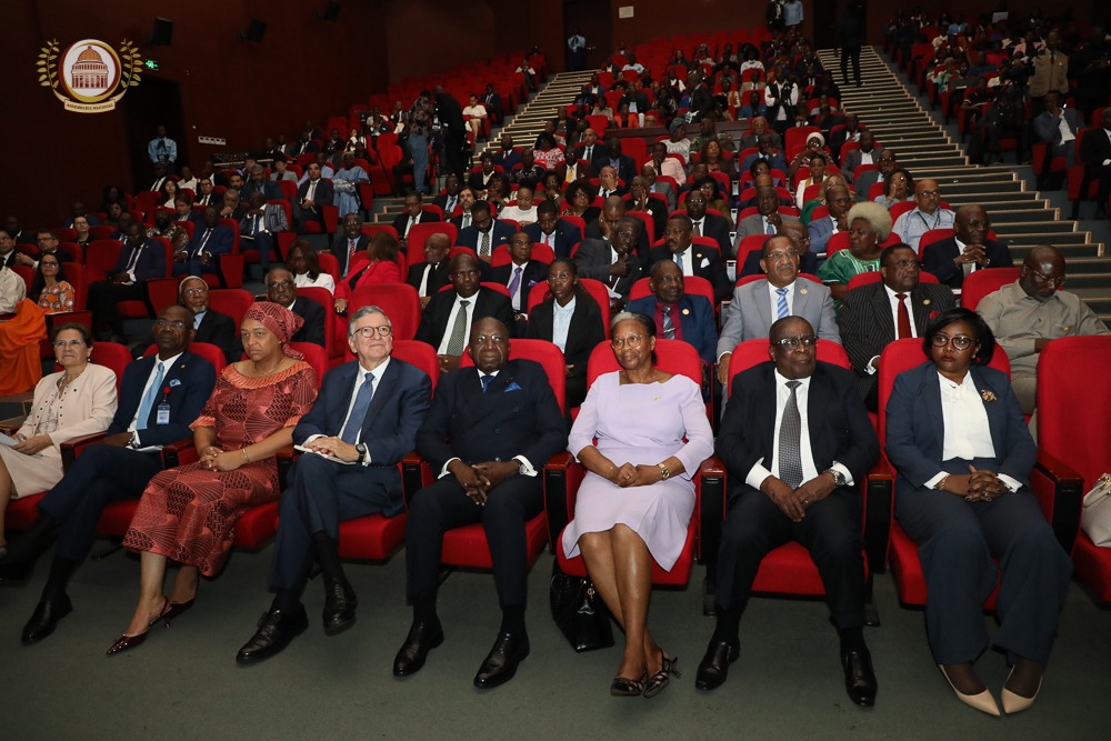 A paz que demorou a chegar: Angola recorda 35 anos dos acordos de Bicesse