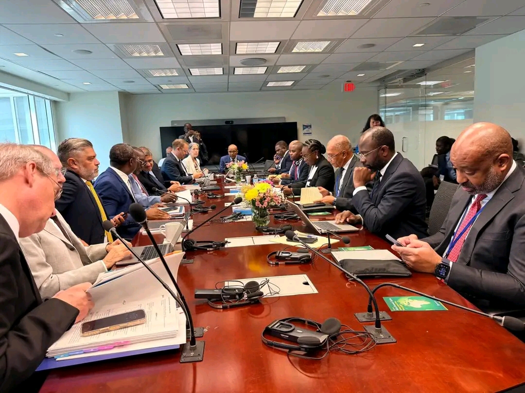 Angola intensifica contactos em Washington com foco em investimento, educação e emprego