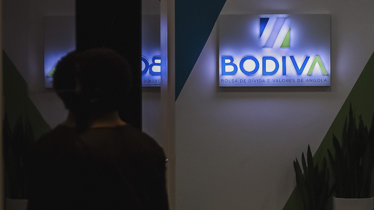 BODIVA única a resistir a “choque” após anúncio da OPV do Standard Bank