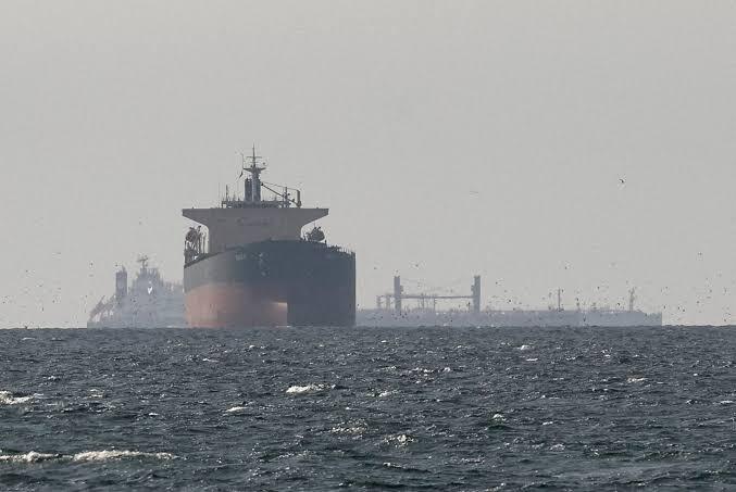 Petróleo: O barril volta a atacar os 100 USD usando a guerra como "combustível"