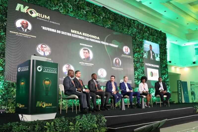 Energia chega à rede, mas tarifas e distribuição continuam a travar o sector