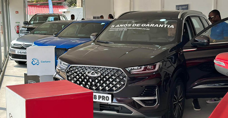 Apenas 3 em cada 100 angolanos pensam em comprar carro e 11 em comprar casa