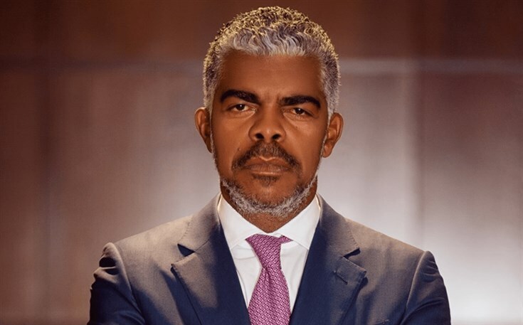 "Angola assumiu compromisso de construir sistema de transportes que acelere a diversificação económica", ministro dos Transportes
