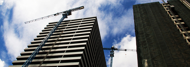 Oito em cada dez obras estavam  paralisadas no final do ano passado