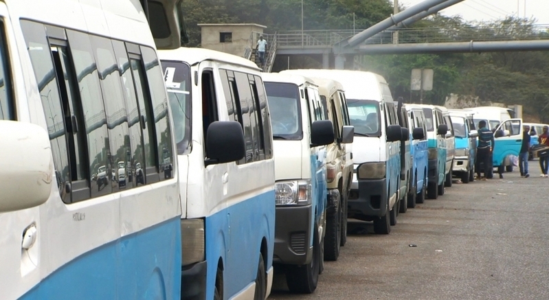Parques onde estacionam "azuis e brancos" arrecadam até 20 milhões Kz por mês