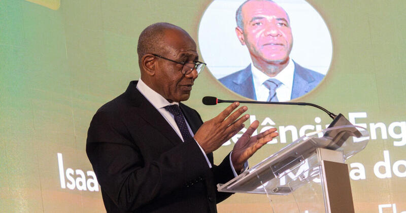 Ministro esclarece declarações  na conferência do sector avícola