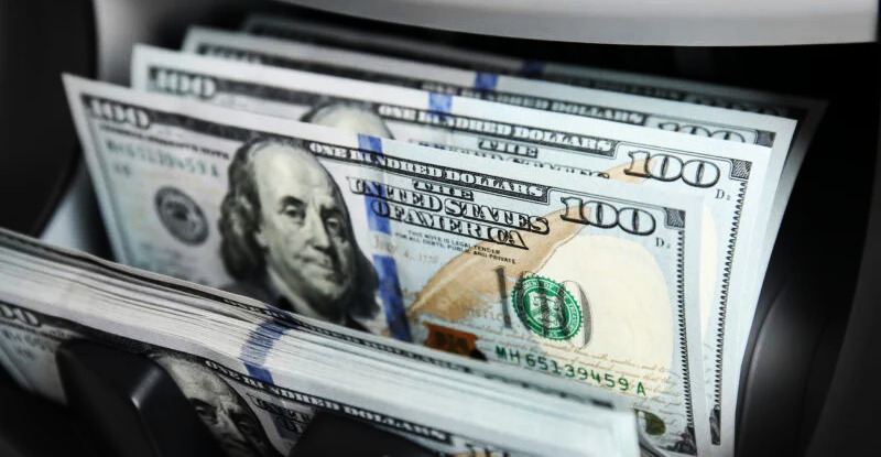 Bancos ficaram com mais 1.186,2 milhões USD do que em 2024