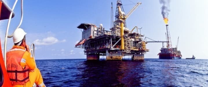 Petróleo: Produção angolana aguenta-se acima de 1 mbpd, mas esta seria a altura certa para crescer