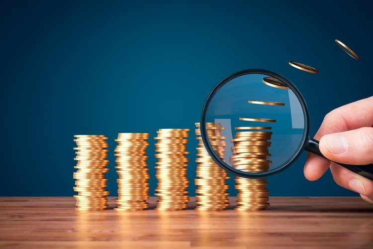 Inflação desacelera para 12,42% em Março com recuo nos transportes e serviços